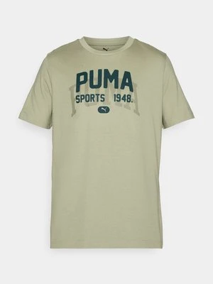 T-shirt z nadrukiem Puma oliwkowy