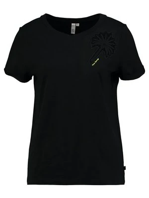T-shirt z nadrukiem QS