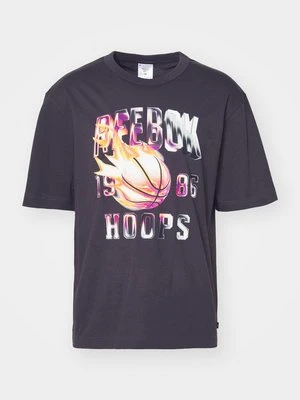 T-shirt z nadrukiem Reebok Classic