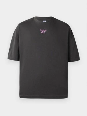 T-shirt z nadrukiem Reebok Classic