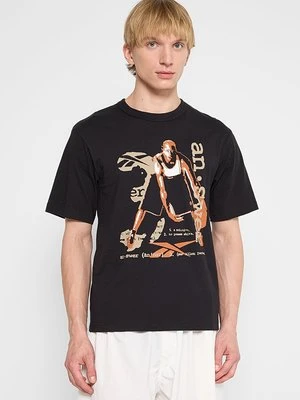 T-shirt z nadrukiem Reebok Classic