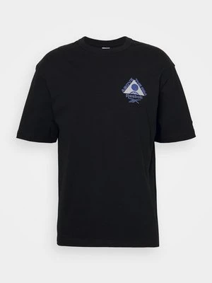 T-shirt z nadrukiem Reebok Classic