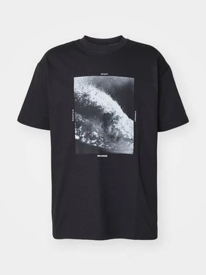 T-shirt z nadrukiem Salomon