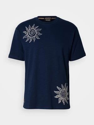 Zdjęcie produktu T-shirt z nadrukiem Scotch & Soda granatowy