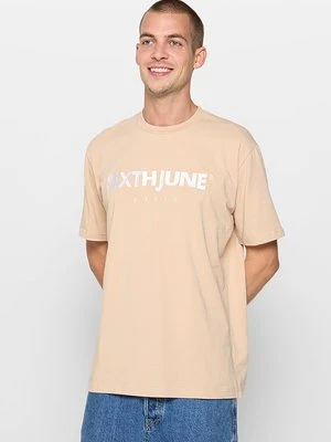 T-shirt z nadrukiem Sixth June