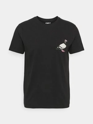 T-shirt z nadrukiem STAPLE PIGEON