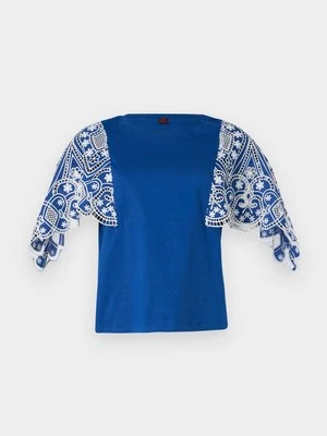T-shirt z nadrukiem Stefanel