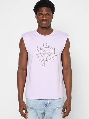 T-shirt z nadrukiem Stella Nova