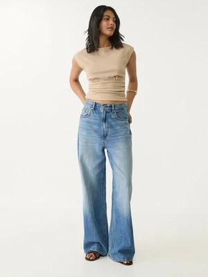 T-shirt z nadrukiem Stradivarius