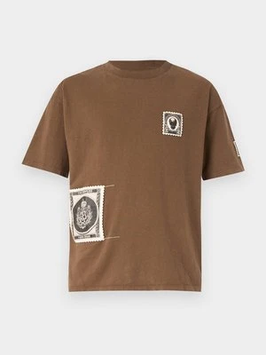 T-shirt z nadrukiem The Kooples