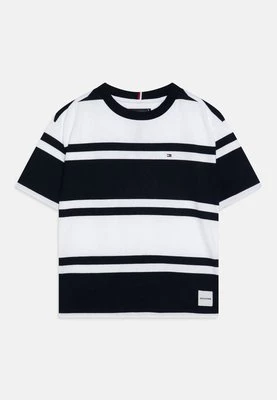 T-shirt z nadrukiem Tommy Hilfiger