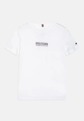 T-shirt z nadrukiem Tommy Hilfiger