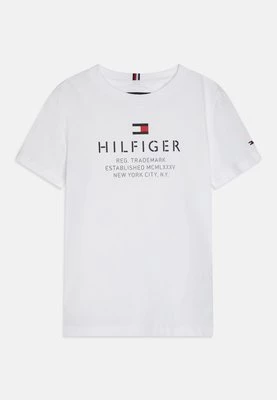 T-shirt z nadrukiem Tommy Hilfiger