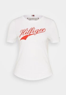 T-shirt z nadrukiem Tommy Hilfiger