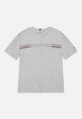 T-shirt z nadrukiem Tommy Hilfiger