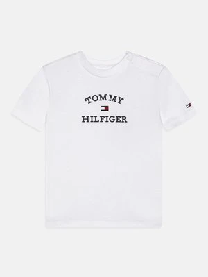 T-shirt z nadrukiem Tommy Hilfiger