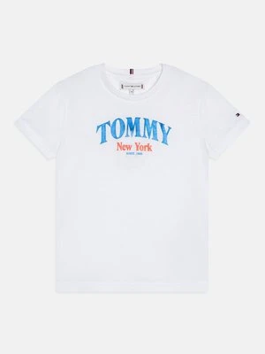 T-shirt z nadrukiem Tommy Hilfiger