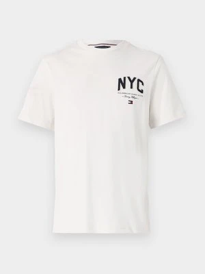 T-shirt z nadrukiem Tommy Hilfiger