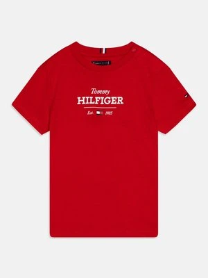 T-shirt z nadrukiem Tommy Hilfiger