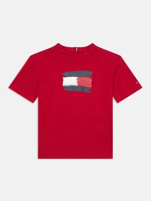 Zdjęcie produktu T-shirt z nadrukiem Tommy Hilfiger czerwony
