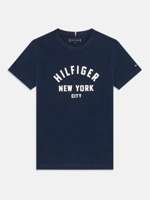 T-shirt z nadrukiem Tommy Hilfiger