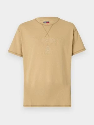 T-shirt z nadrukiem Tommy Jeans