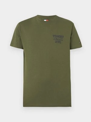T-shirt z nadrukiem Tommy Jeans brązowy