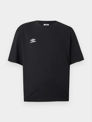 T-shirt z nadrukiem Umbro czarny