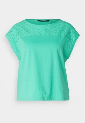 T-shirt z nadrukiem Vero Moda Petite