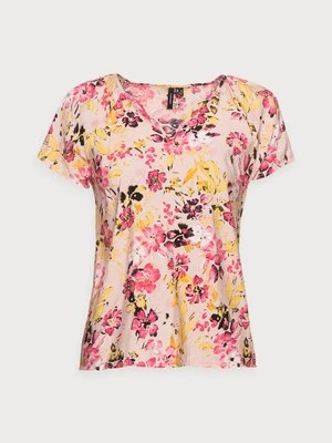 T-shirt z nadrukiem Vero Moda Petite