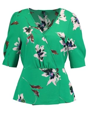 T-shirt z nadrukiem Vero Moda Tall
