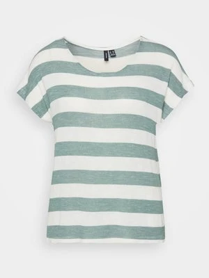 T-shirt z nadrukiem Vero Moda Tall