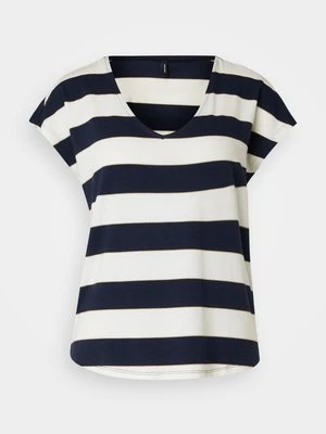 T-shirt z nadrukiem Vero Moda Tall