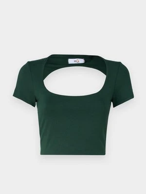 T-shirt z nadrukiem WAL G.