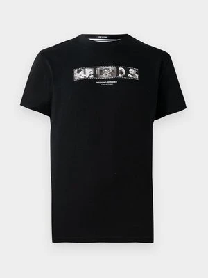 T-shirt z nadrukiem Weekend Offender