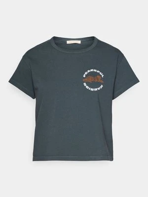T-shirt z nadrukiem Yogasearcher
