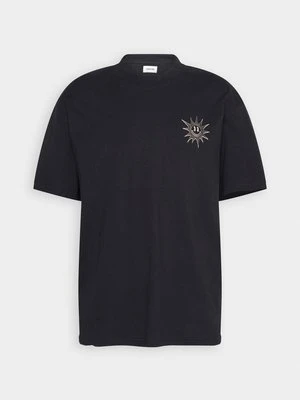 T-shirt z nadrukiem YOURTURN