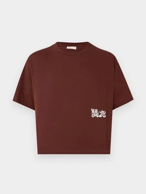 T-shirt z nadrukiem YOURTURN By Zalando bordowy