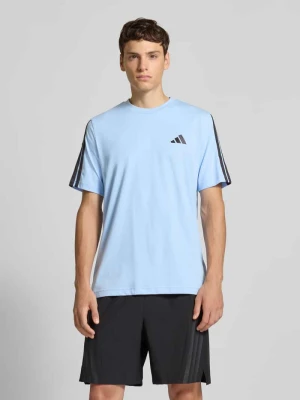 T-shirt z nadrukiem z logo adidas Sportswear