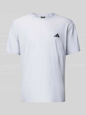 T-shirt z nadrukiem z logo adidas Training