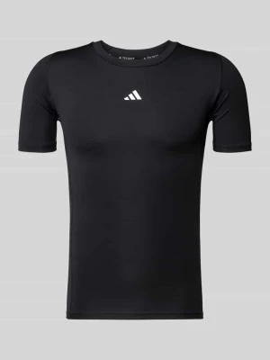 T-shirt z nadrukiem z logo adidas Training