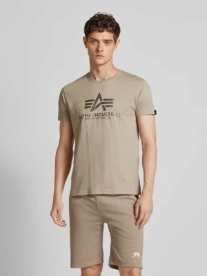 T-shirt z nadrukiem z logo alpha industries