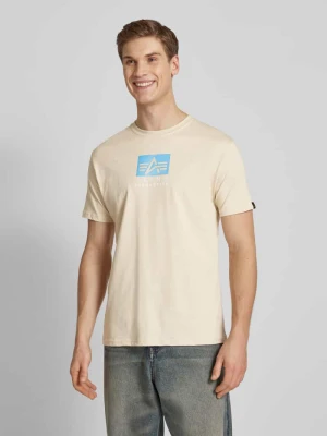 T-shirt z nadrukiem z logo alpha industries