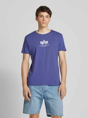 T-shirt z nadrukiem z logo alpha industries