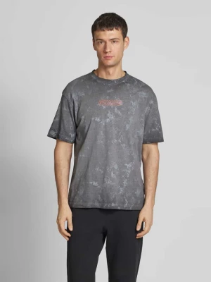 T-shirt z nadrukiem z logo model ‘MUSCARI’ Guess Activewear