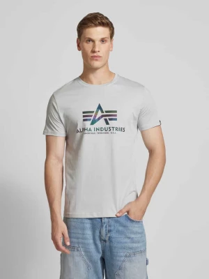 T-shirt z nadrukiem z logo model ‘Rainbow’ alpha industries