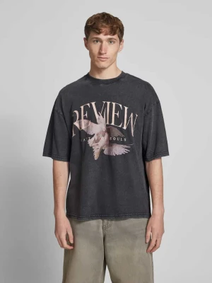 T-shirt z nadrukiem z logo REVIEW