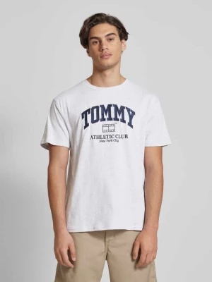 T-shirt z nadrukiem z logo Tommy Jeans