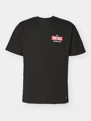 T-shirt z nadrukiem ZOO YORK