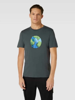 T-shirt z nadrukowanym motywem model ‘JAAMES PLAANET’ ARMEDANGELS